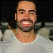 Professor de Educação física com pós graduação em Fisiologia do Treinamento e Nutrição esportiva e com ampla experiência em treinamento voltado para qualidade de vida, aptidão física e bem-estar